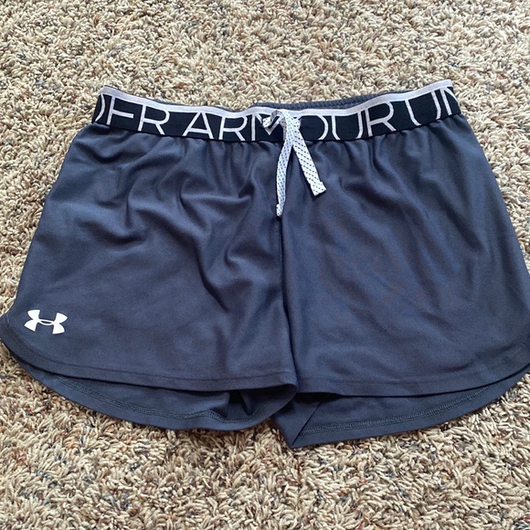 Shorts - Picture 1 of 2